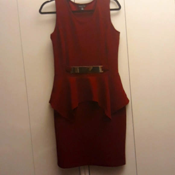 Wine Colored Dress w/Gold Belt Ornament - Picture 1 of 4